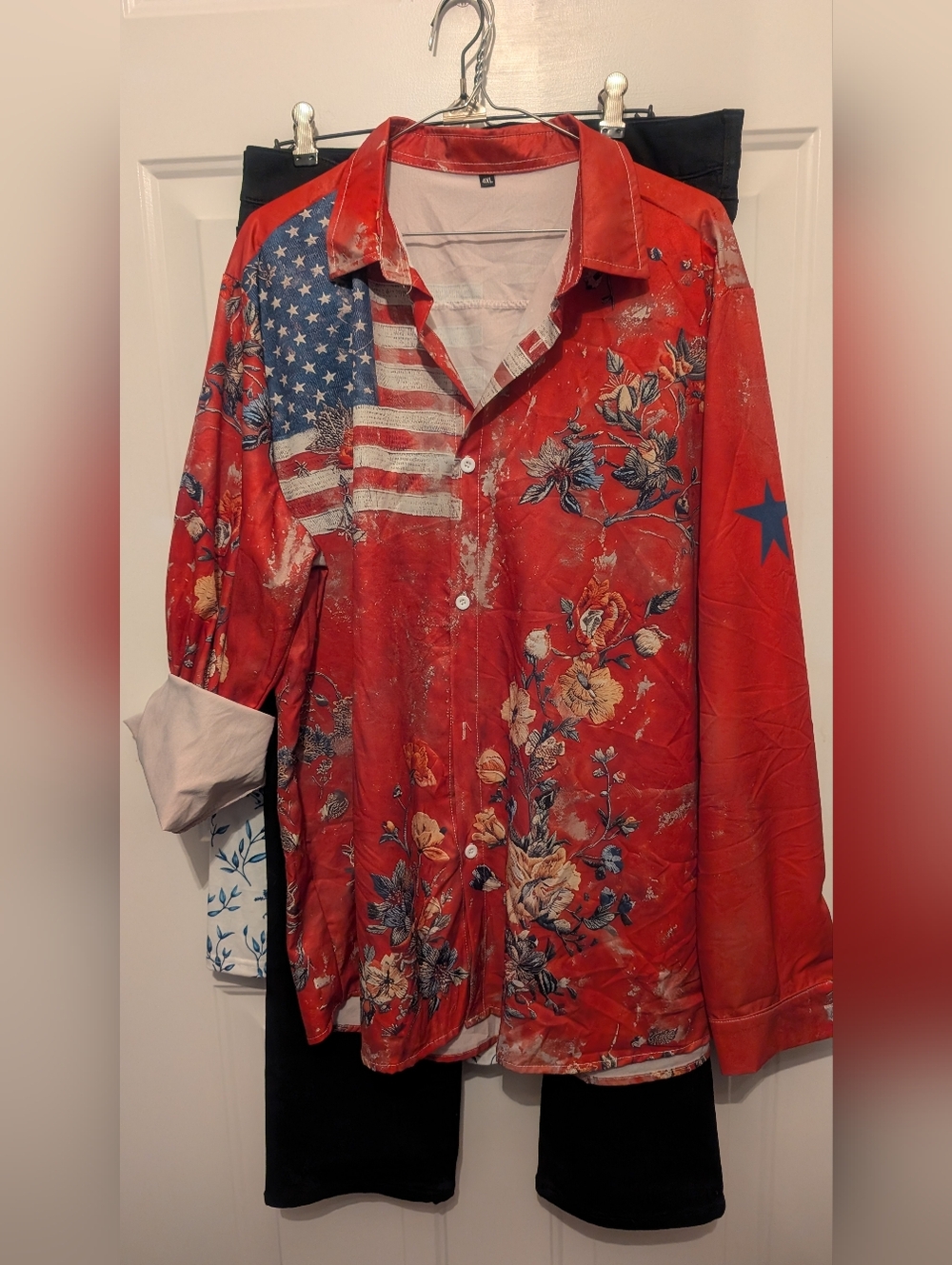 Women's Red Floral Flag-Print Button-Up Blouse
